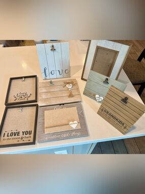 8 Wooden Hanging Colorful Picture (Frames) (Crème, Light Brown/Grey mixed)